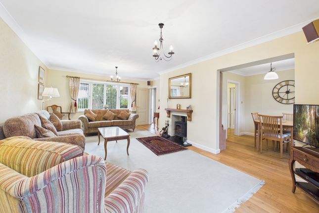 3 Roundlands, Princes Risborough photo 2