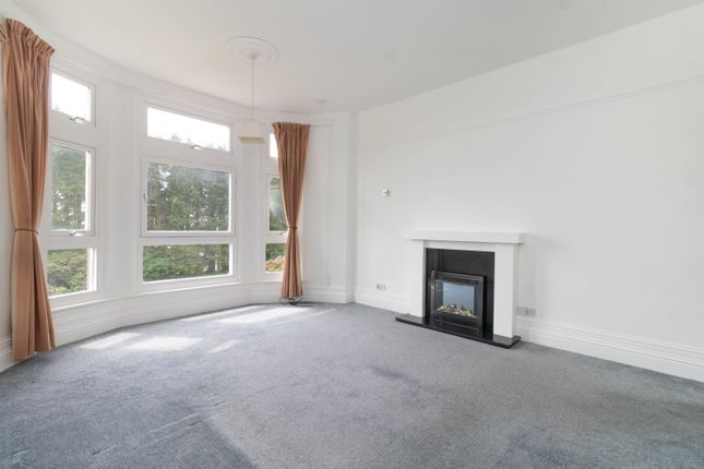 9 Auchterhouse Park, Auchterhouse, Dundee photo 4