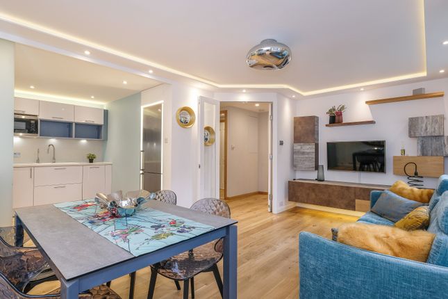 2-bed flat on 20, Hunter Lodge, Admiral Walk, London, £415,000