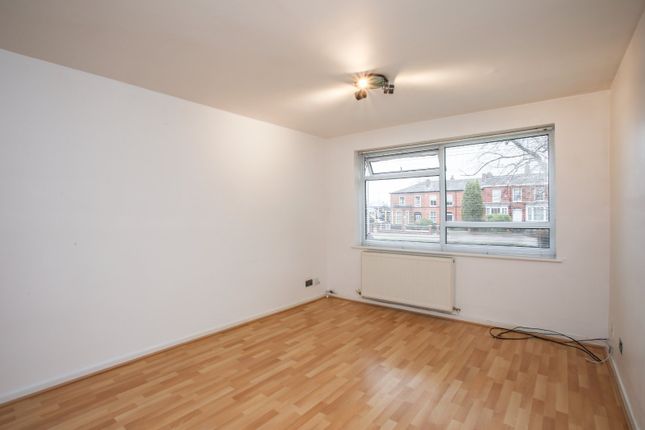 Wellington Road North, Greater Manchester photo 4