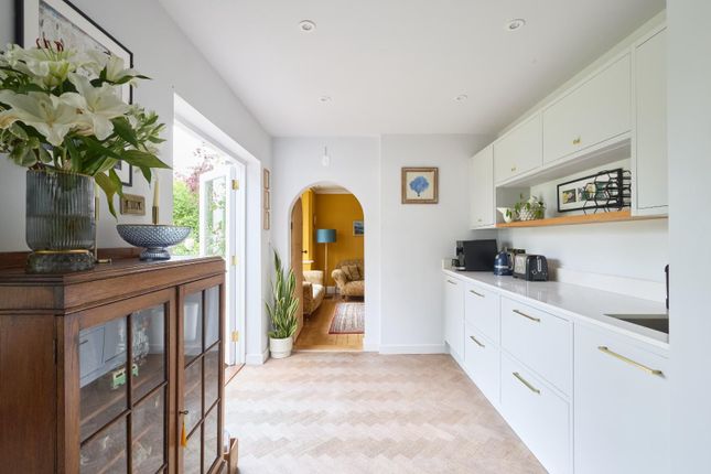 24 Queen Edith's Way 0408250030.Jpg