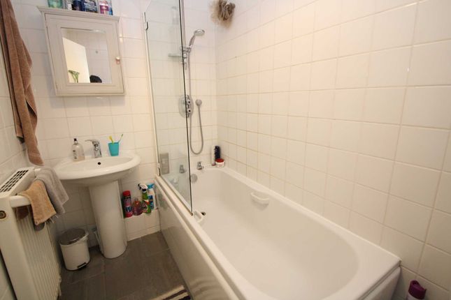 Flat 3 The Beeches, 142, Beechfield Road, Hemel Hempstead photo 5