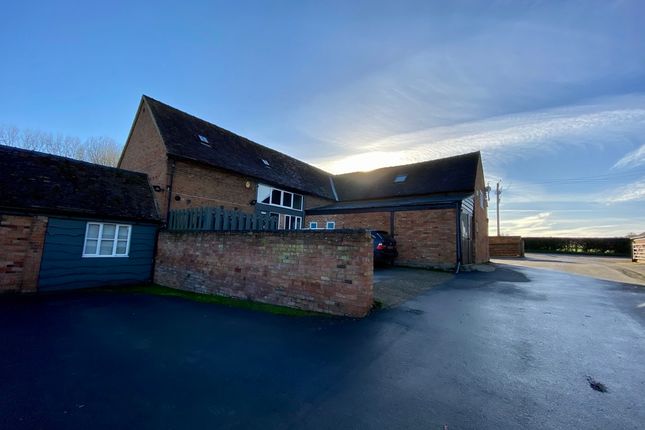 Office to let in Suite 4, Atherstone Barns, Atherstone On Stour, Stratford-Upon-Avon