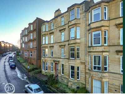 Flat to rent in Oban Drive, West End, Glasgow