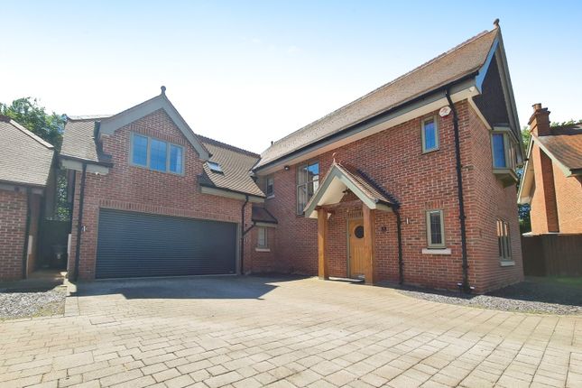 Thumbnail Detached house to rent in Oak Park, Alderley Edge, Cheshire