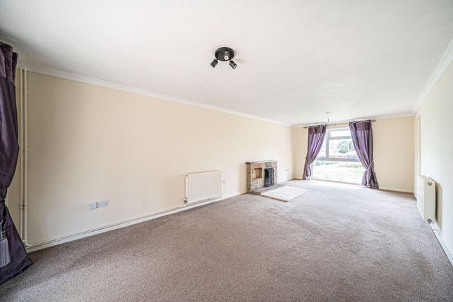 12 Beech Close, Thruxton, Andover photo 4