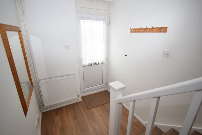 Flat 8,, Grand Parade, Hook photo 3