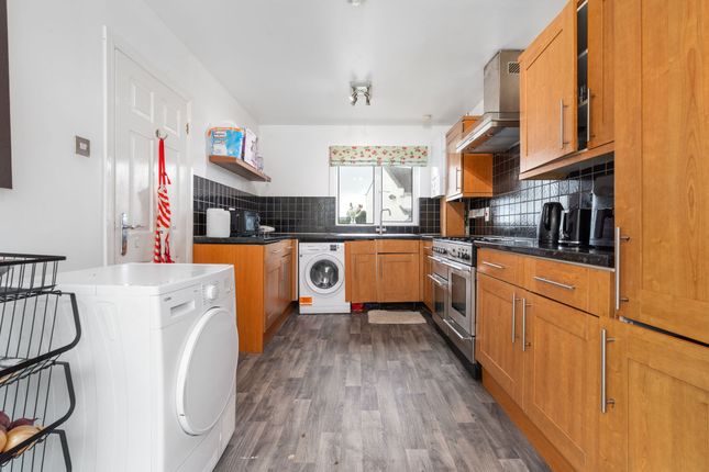 4 Ballakermeen Close, Isle Of Man photo 3