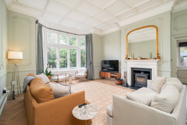 68, Leopold Road, London photo 3