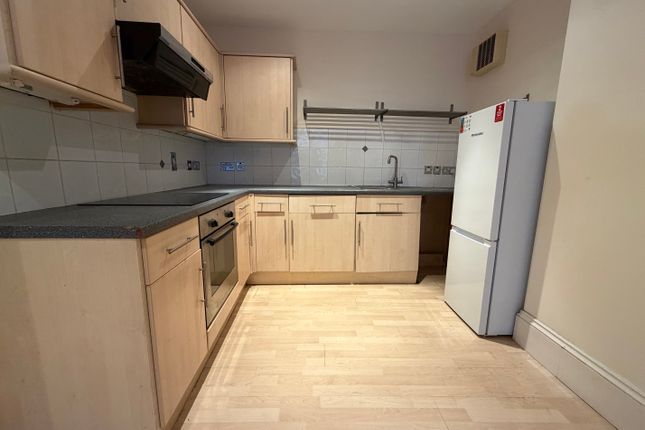 Flat 7, Royal Crescent Road, Southampton photo 2