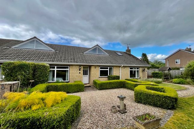 Thumbnail Detached bungalow to rent in Middle Lane, Cherhill, Calne
