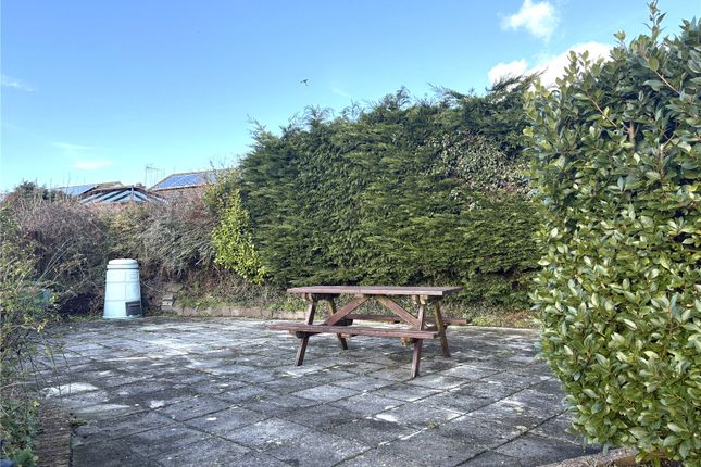 8 Oak Tree Court,, Oakfield Drive, Pembrokeshire photo 3