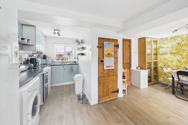 18a, The Village, Westbury-on-severn photo 4