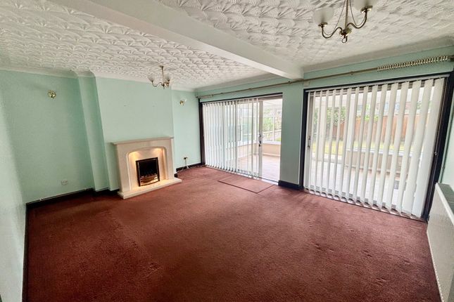 26, Glyncollen Drive, Swansea photo 4