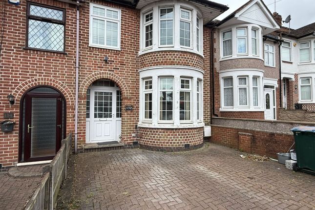 132, Ashington Grove, Coventry photo 2