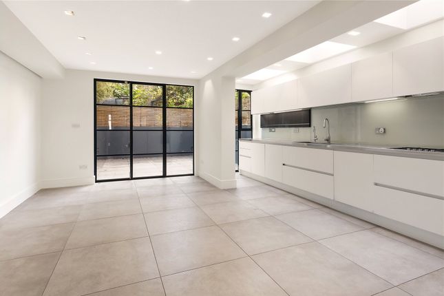 Cupar Road, London photo 2