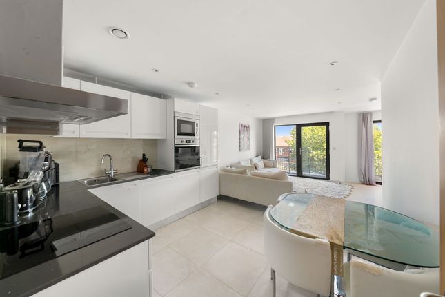8 Matrix Court, 178 Eastcote Lane, Harrow photo 4