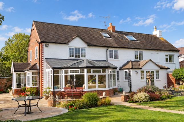 5-bed house on Middle Street, Stonehouse, £735,000