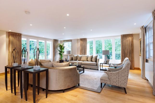 Thumbnail Detached house for sale in White Lodge Close, The Bishops Avenue, Hampstead Garden Suburb, London