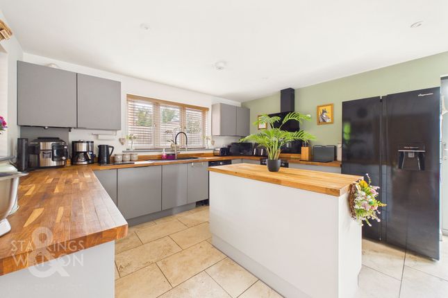 1 Oclee Place Old Grammar Lane, Bungay photo 2
