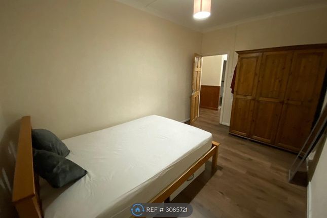 Bullen House Collingwood Street, London photo 2