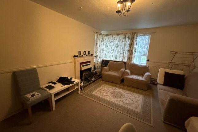 56 Dalford Court, Telford photo 2