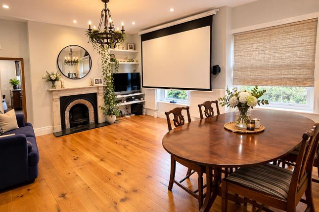 Flat 4, 358, Coldharbour Lane, London photo 2