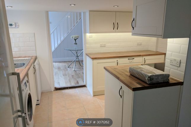 Long Hill Road Berkshire, Ascot photo 4