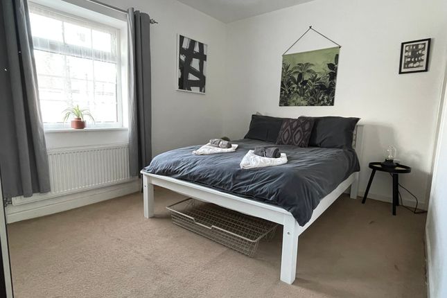 9, Pointout Road, Southampton photo 5