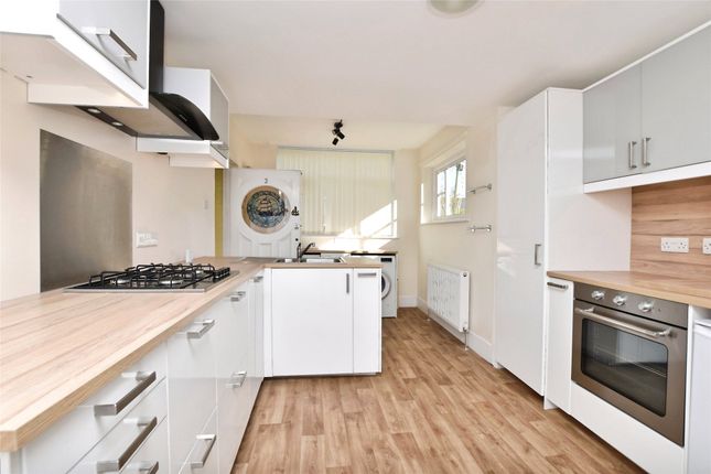 Flat 3, Dolforgan Court, 2, Louisa Terrace, Devon photo 4