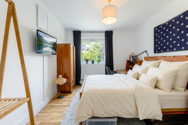 Flat 20 Grayswood Point,, Grayswood Point, Roehampton photo 4