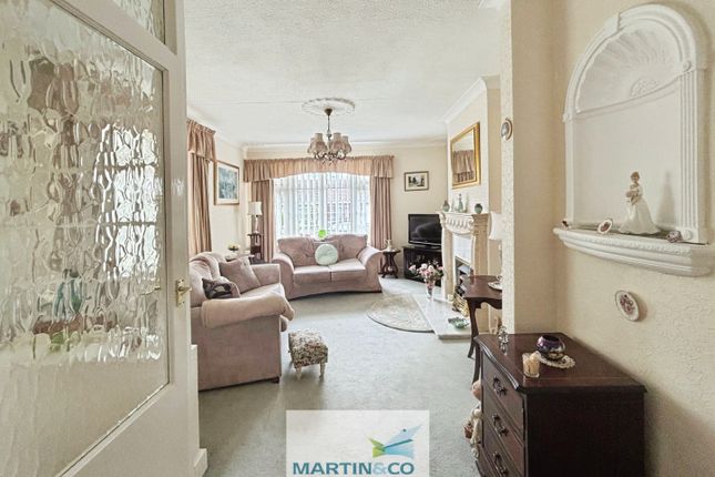 7, Scholey Avenue, Worksop photo 2