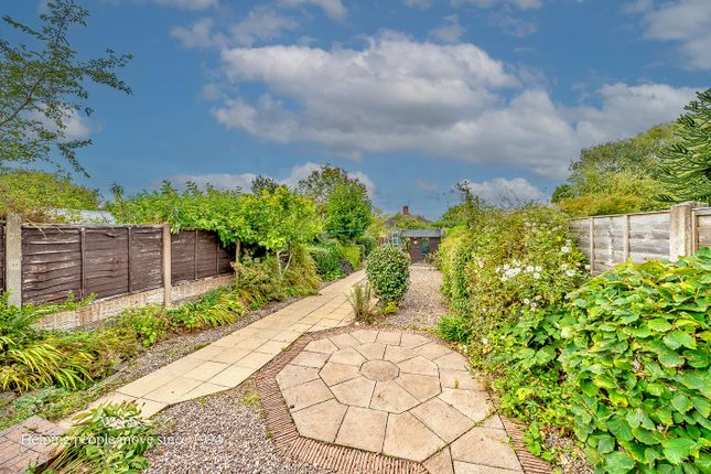89, Cemetery Road, Cannock photo 4