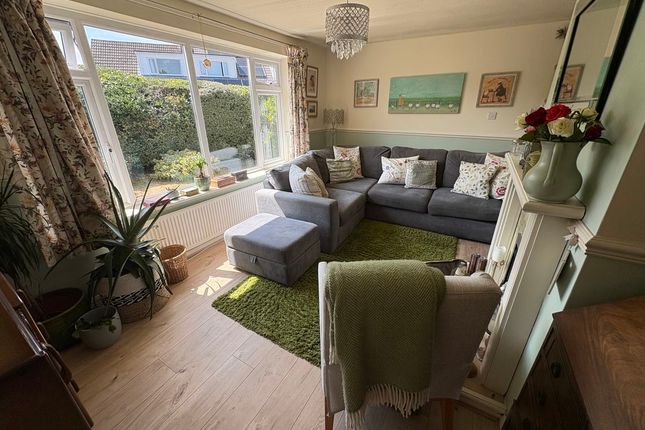 11, Troon Way, Colwyn Bay photo 2