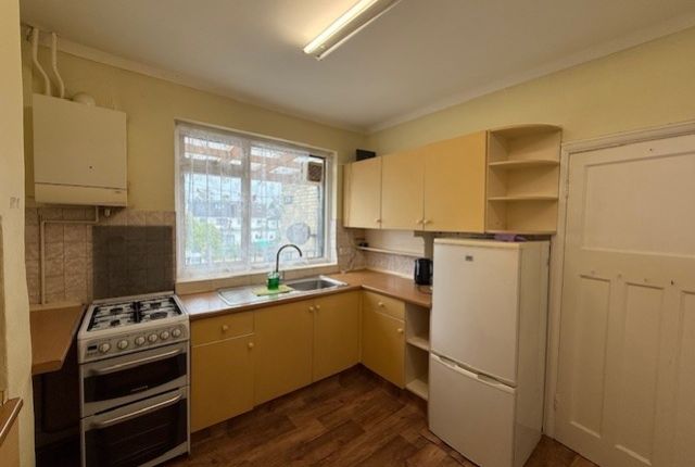 477b, Kingsbury Road, London photo 3