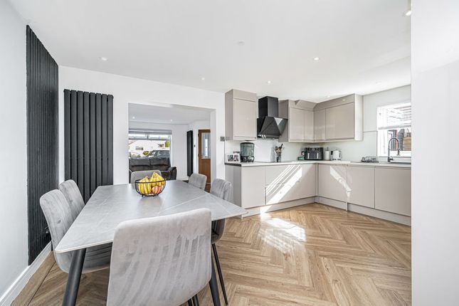 8, Ashludie Place, Kirkcaldy photo 2