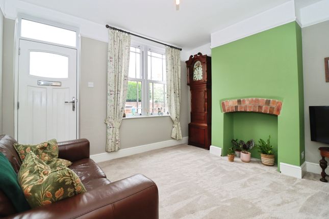 5, Victoria Avenue, Chesterfield photo 3