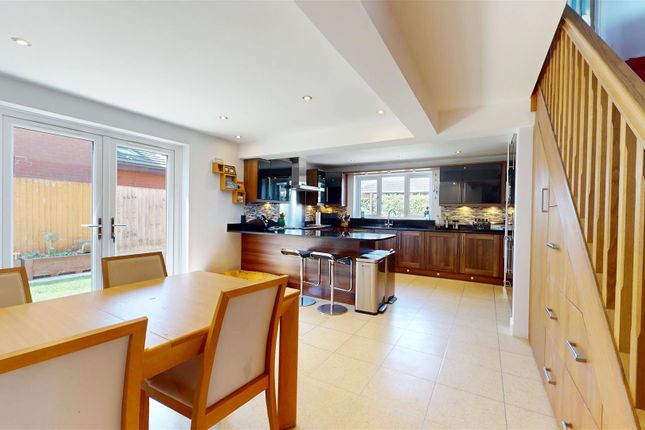 9, Harborne Court, Milton Keynes photo 4