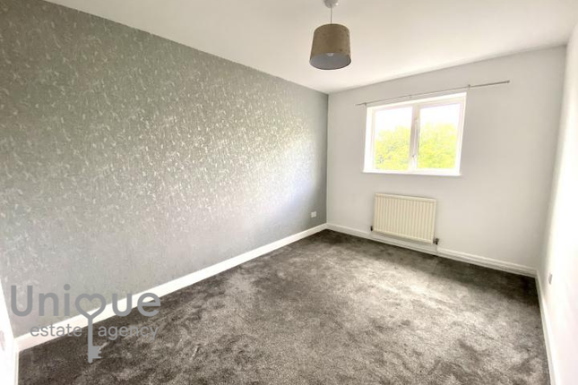 5, Belvedere Court, Thornton-Cleveleys photo 4