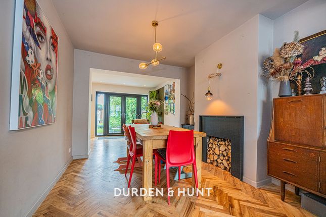 20 Acacia Avenue, Hornchurch photo 4