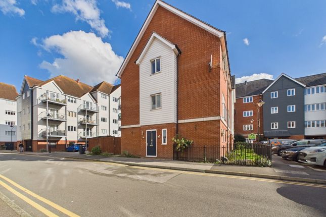 4-bed terraced on Westwood Drive, Canterbury, £2,250/mo
