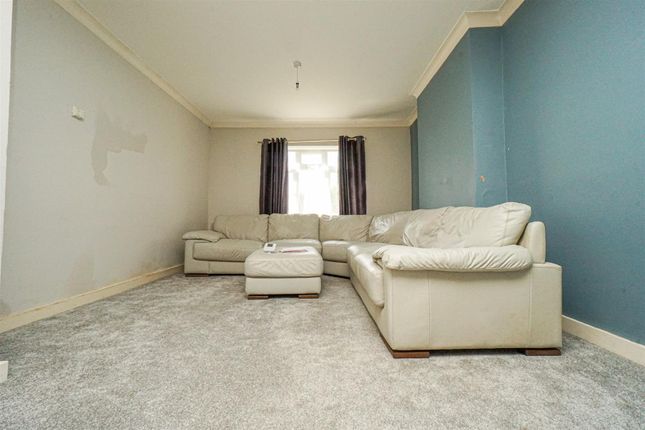 End terrace house for sale in Clifton Road, Hastings