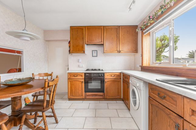 2, Bellfield Avenue, Eskbank photo 4
