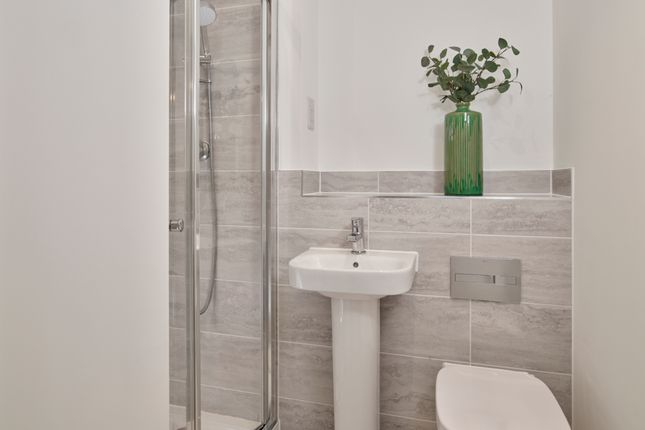 27, Dee Road, Tilehurst, Reading photo 3