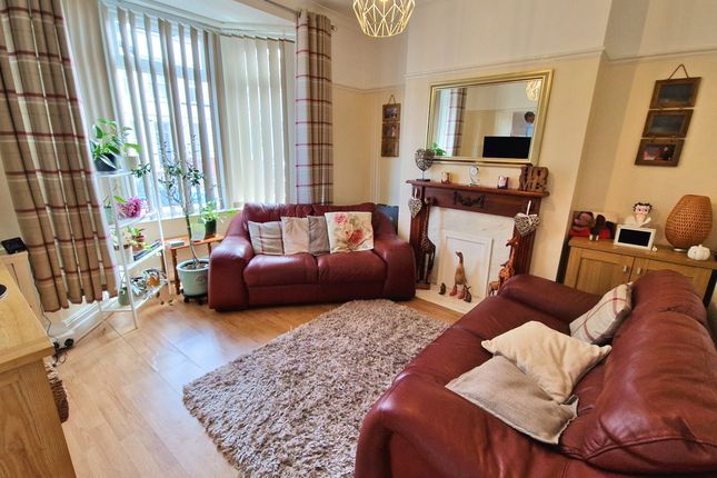 25, SUFFOLK PLACE, PORTHCAWL photo 4