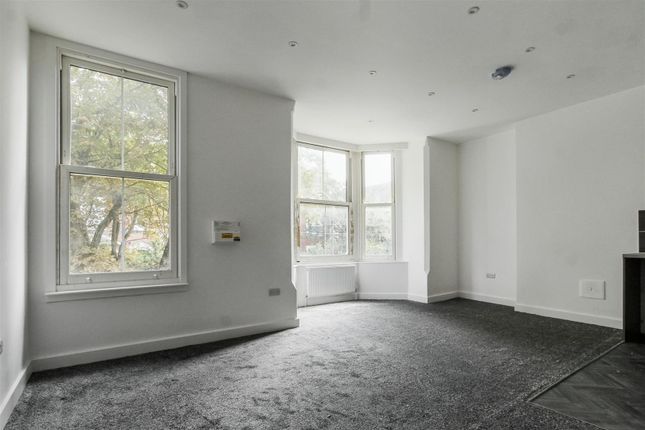 Flat 2, 26, Forest Road West, Nottingham photo 4
