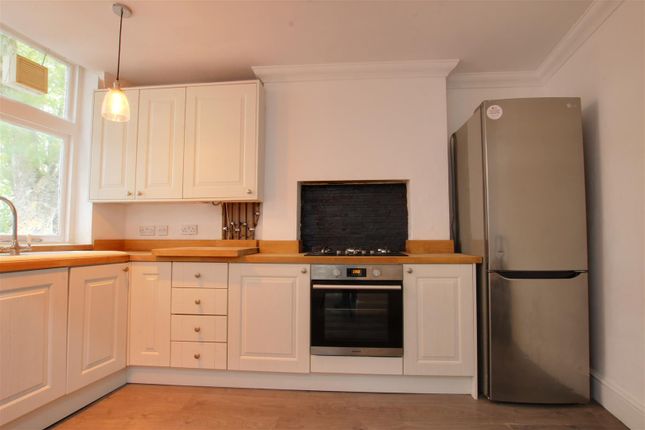 The Grangeway, London photo 4