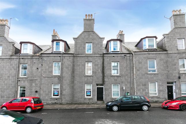 Thumbnail Flat to rent in 177C Hardgate, Aberdeen
