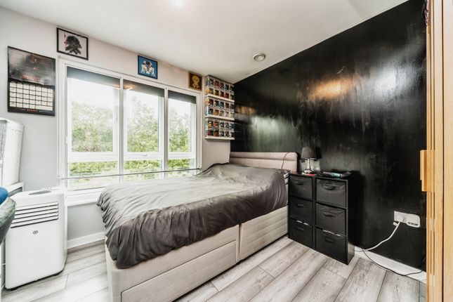 Flat for sale in Mayfield Road, Walton-On-Thames