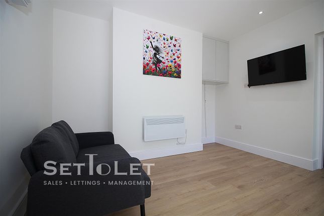 3, Flat 4, Mill Hill Lane, Leicester photo 4